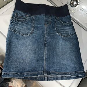 Maternity skirt